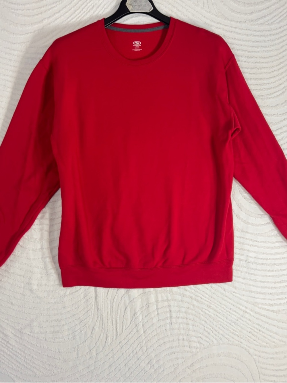 Bundle 2 Men's Classic Red and Black Crewneck Sweater Athletic Works Size L